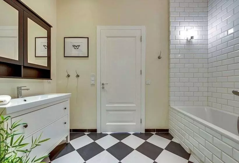 Lion Apartments   Scandi Love Ii