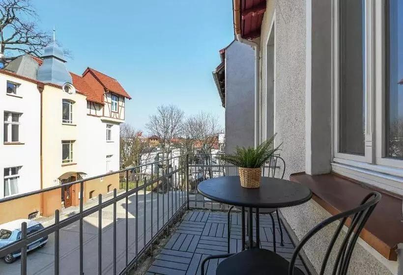 Lion Apartments   Scandi Love Ii