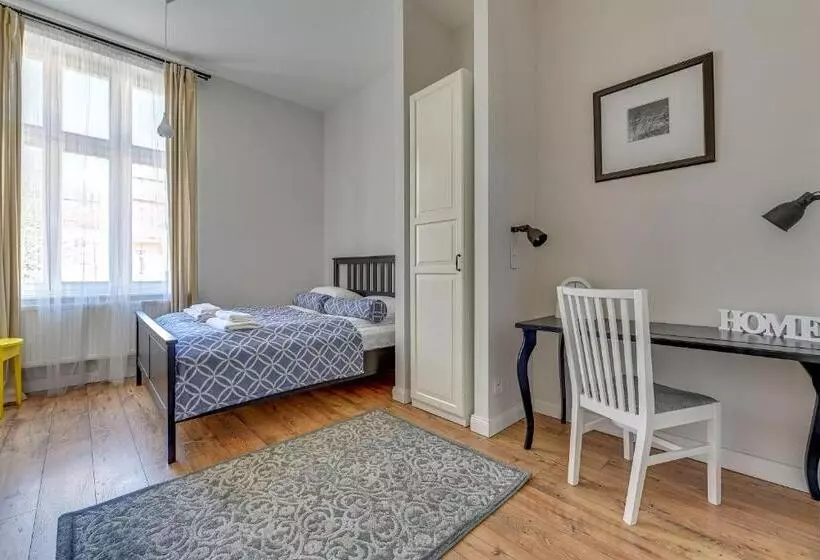 Lion Apartments   Scandi Love Ii