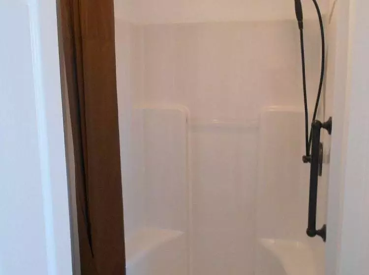 Motelli Super Saver Inn