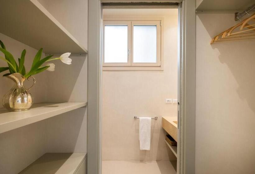 Palazzo San Lazzaro Jacuzzi Rooms & Suites Lecce Selection