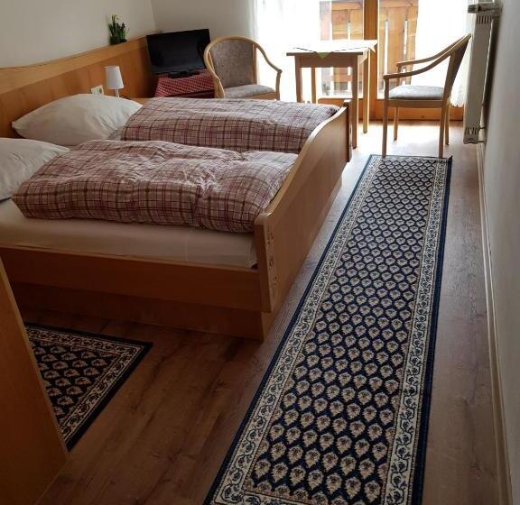 Pensione Gästehaus Schrötter