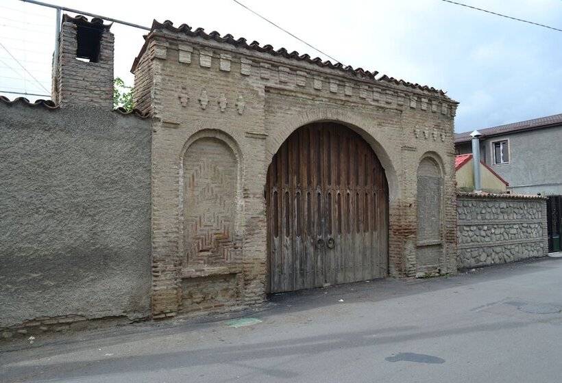 پانسیون Old Gate