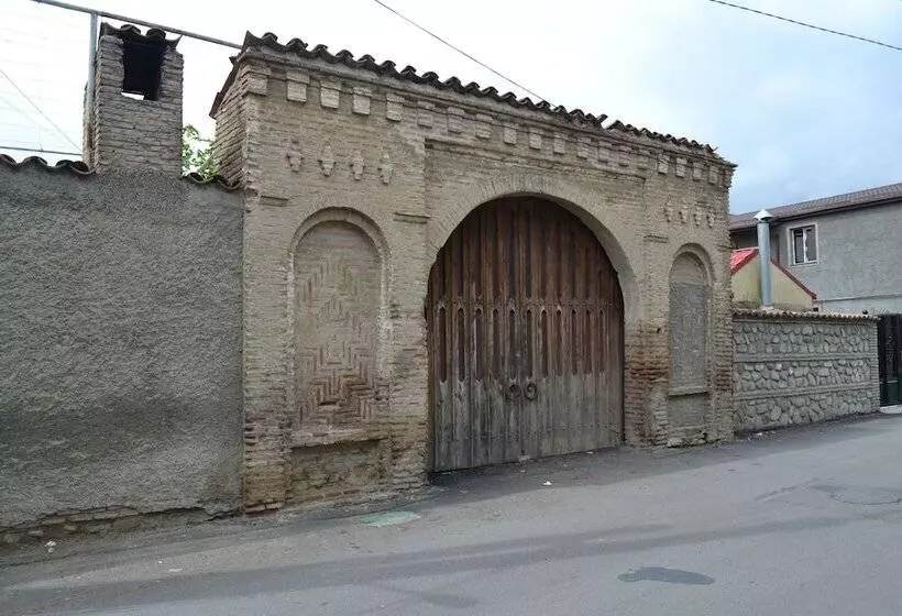 پانسیون Old Gate