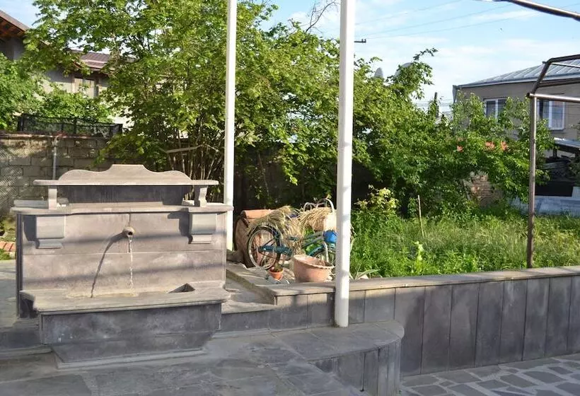 پانسیون Old Gate