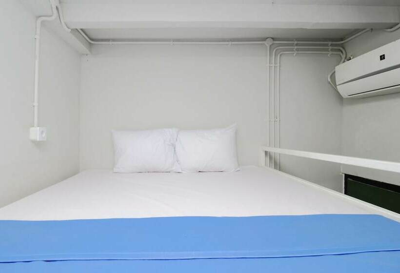 هاستل Kamar Keluarga Bandara V Syariah