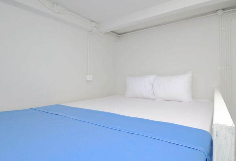 هاستل Kamar Keluarga Bandara V Syariah