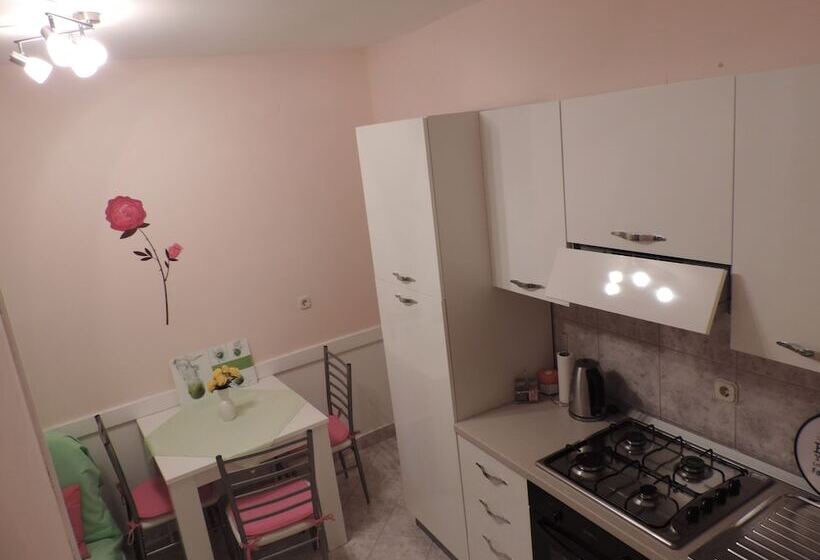 Apartment Pera