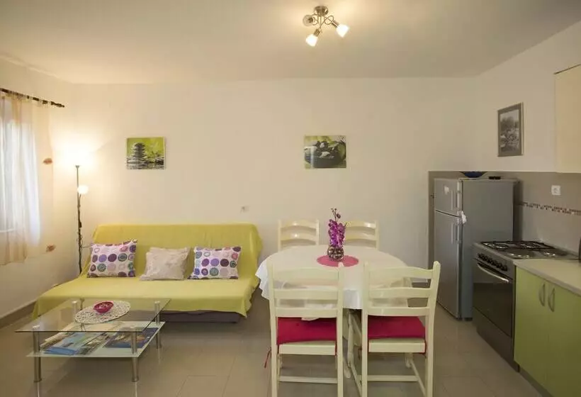 Apartment Pera