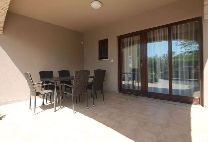 Apartments Dusanka 799