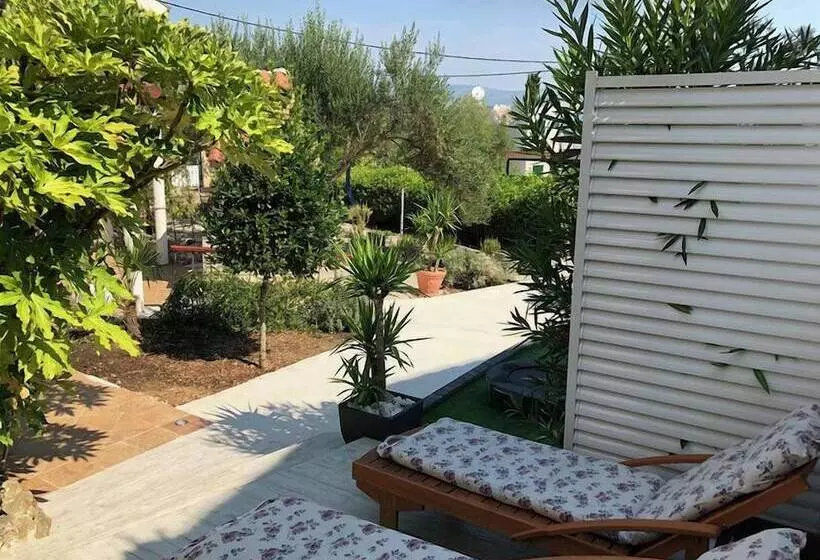 Apartments Marina