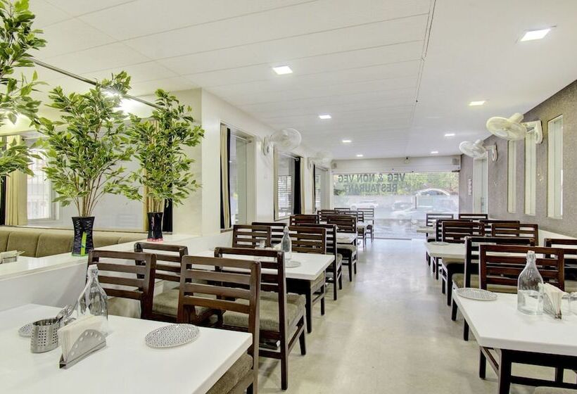 هتل Treebo Lalaji S Executive