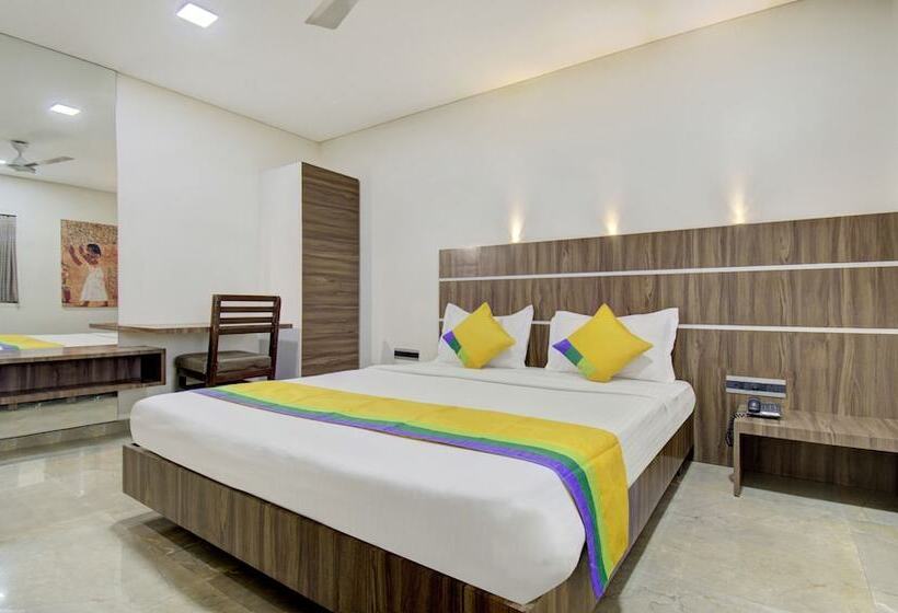 هتل Treebo Lalaji S Executive