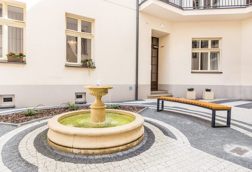 Krakow Central Apartments