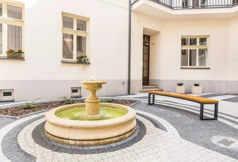Krakow Central Apartments