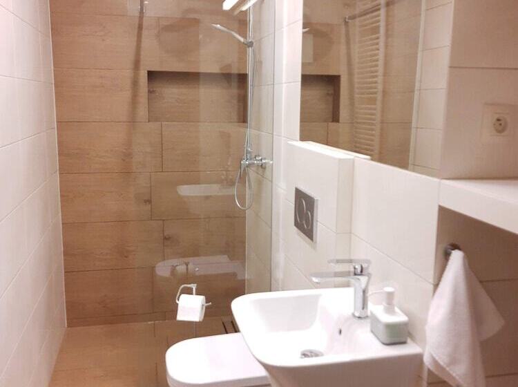 Krakow Central Apartments