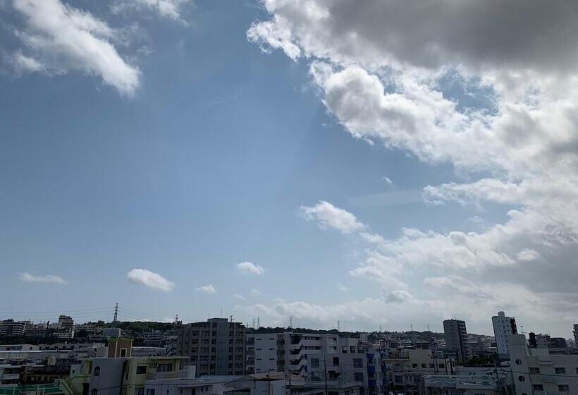 Mr. Kinjo Satomo In Ginowan