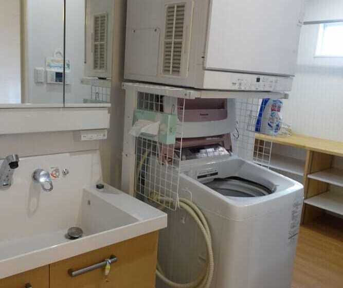 Mr. Kinjo Satomo In Ginowan