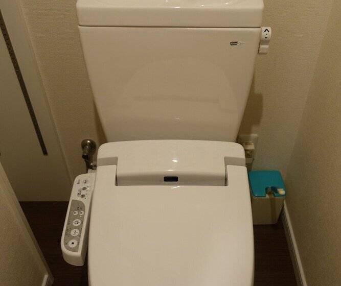 Mr. Kinjo Satomo In Ginowan