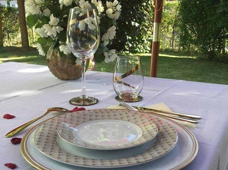 پانسیون Villa Vanille