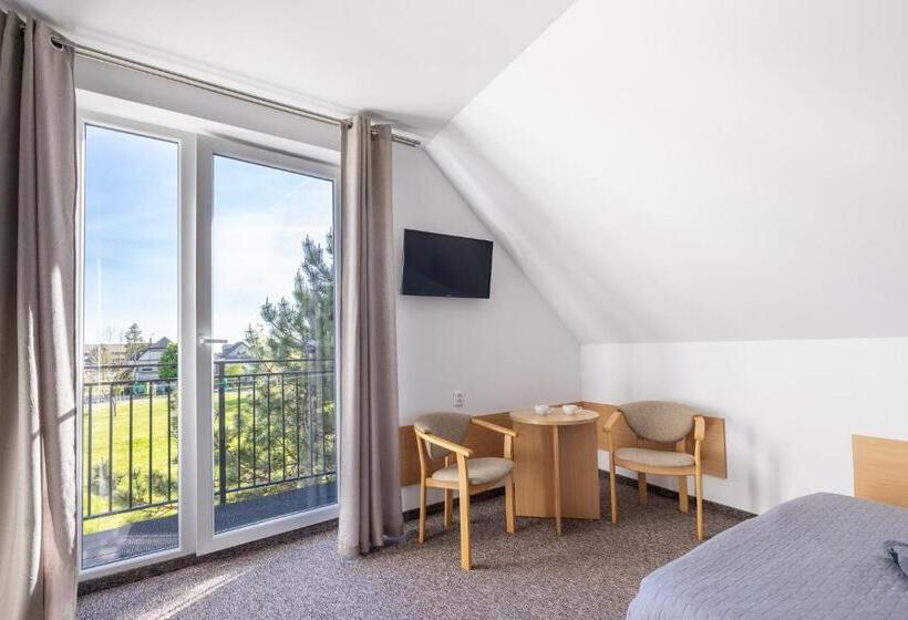 פנסיון Dg Albatros Ii