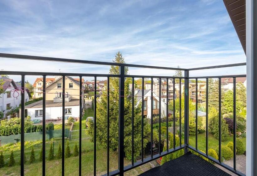 פנסיון Dg Albatros Ii