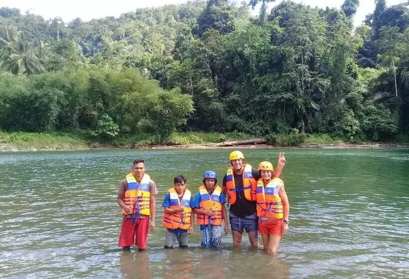 ペンション Harry & Mimin Homestay