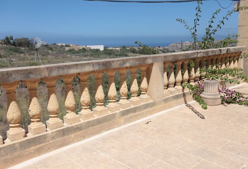 پانسیون Satori Gozo Centre