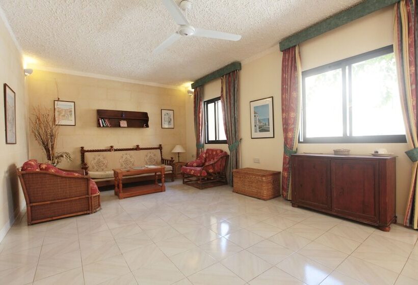 پانسیون Satori Gozo Centre
