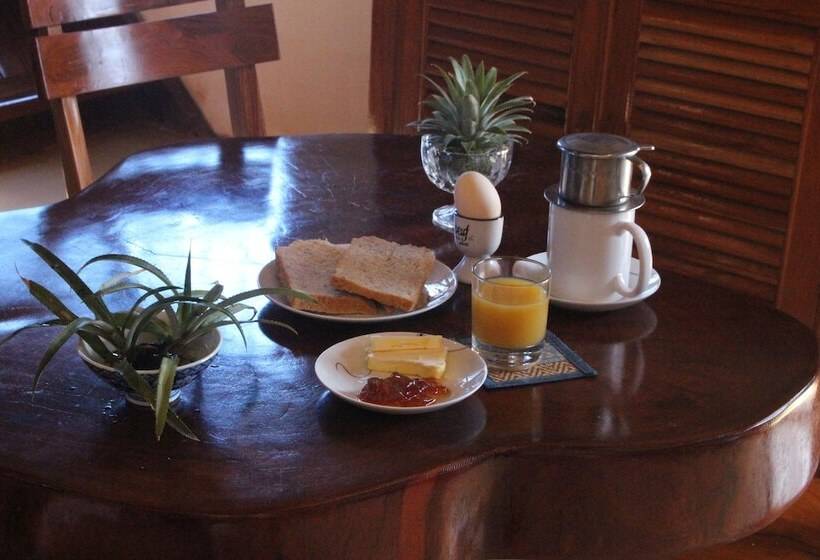 Пансион Terre De Lumiere