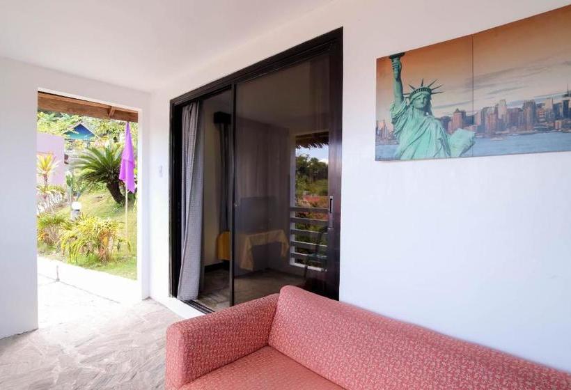 هتل Zen Rooms Sabang Beachview