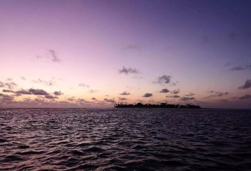 پانسیون String Wave Maldives