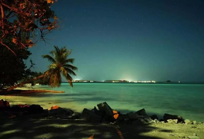 پانسیون String Wave Maldives