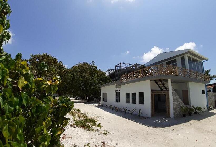 پانسیون String Wave Maldives