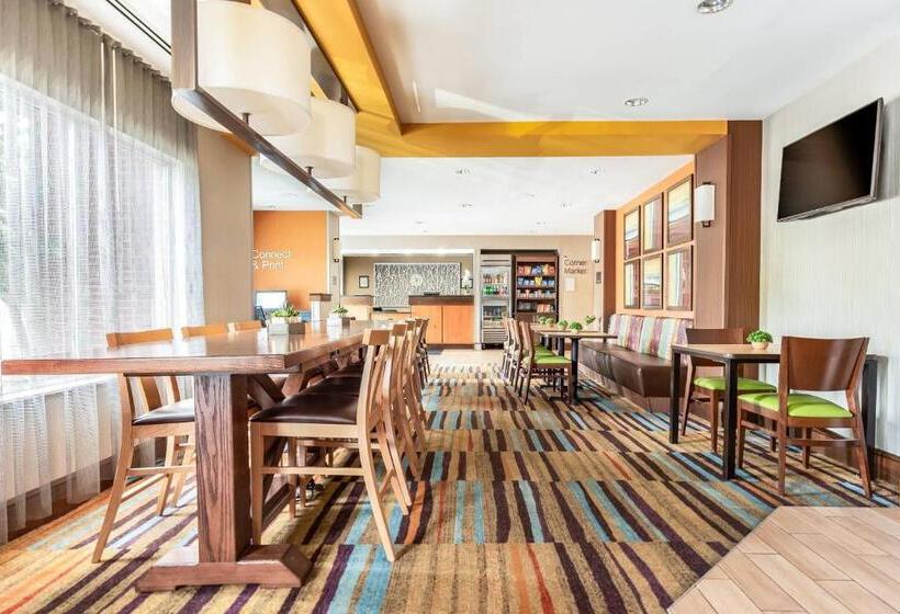 فندق Fairfield Inn Charlotte Northlake