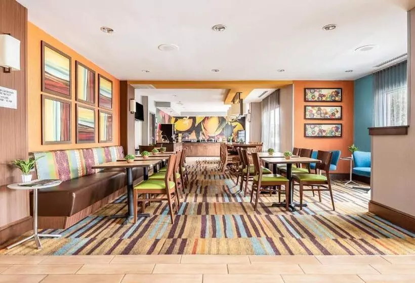 Hotelli Fairfield Inn Charlotte Northlake