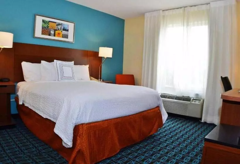 Hotelli Fairfield Inn Charlotte Northlake