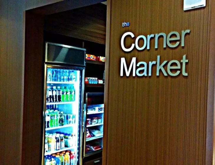 ホテル Fairfield Inn Orlando Airport