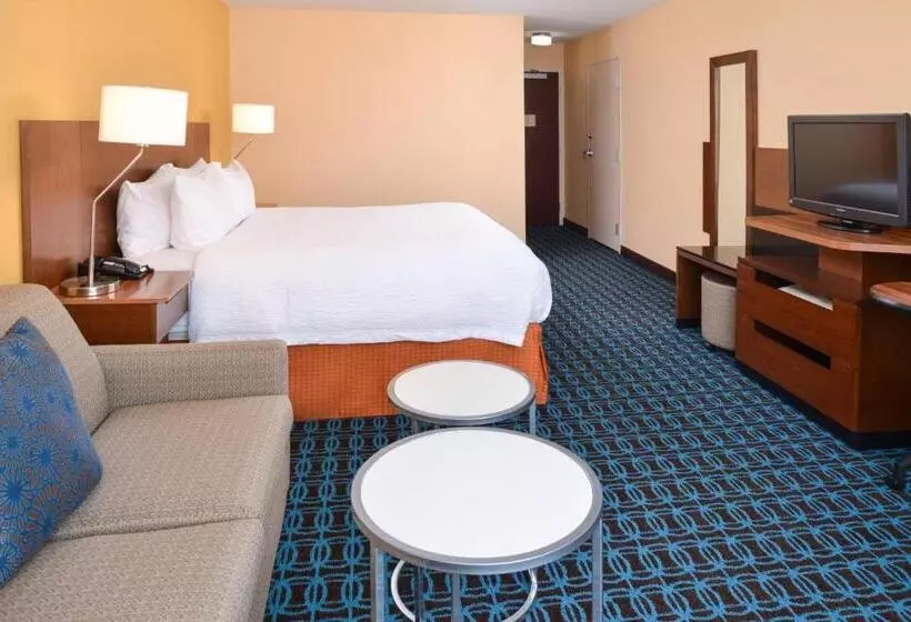 ホテル Fairfield Inn Orlando Airport