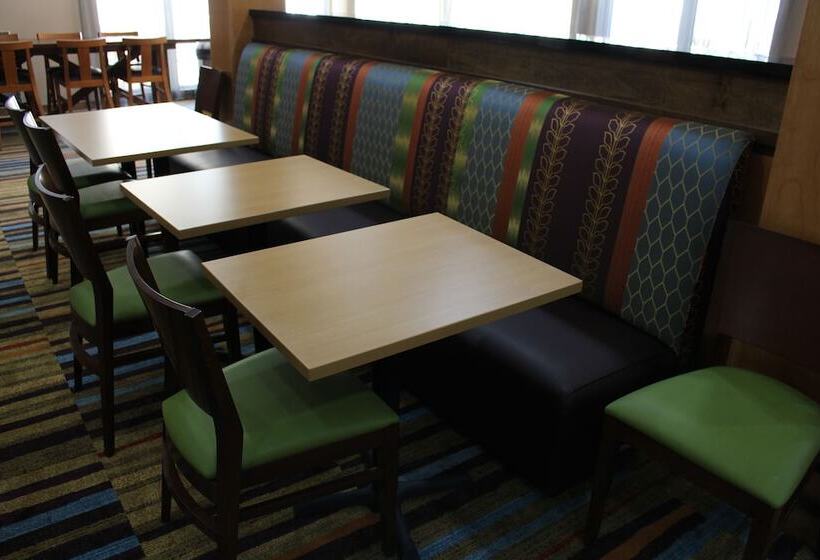 فندق Fairfield Inn & Suites Kansas City Liberty