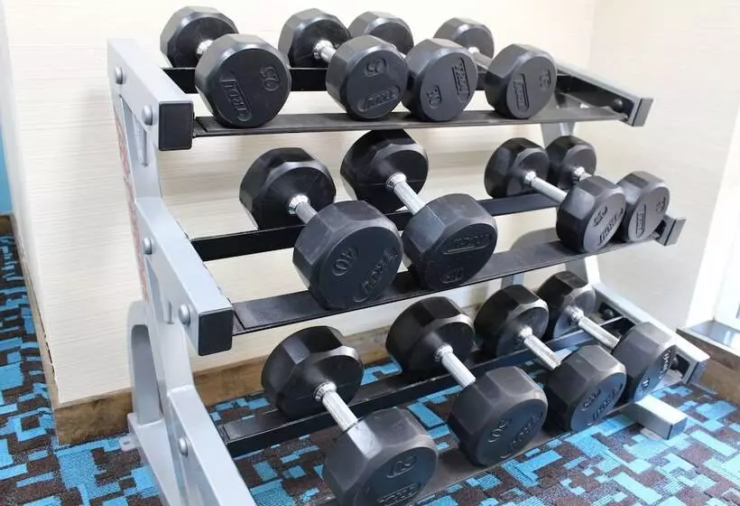 Отель Fairfield Inn & Suites Kansas City Liberty