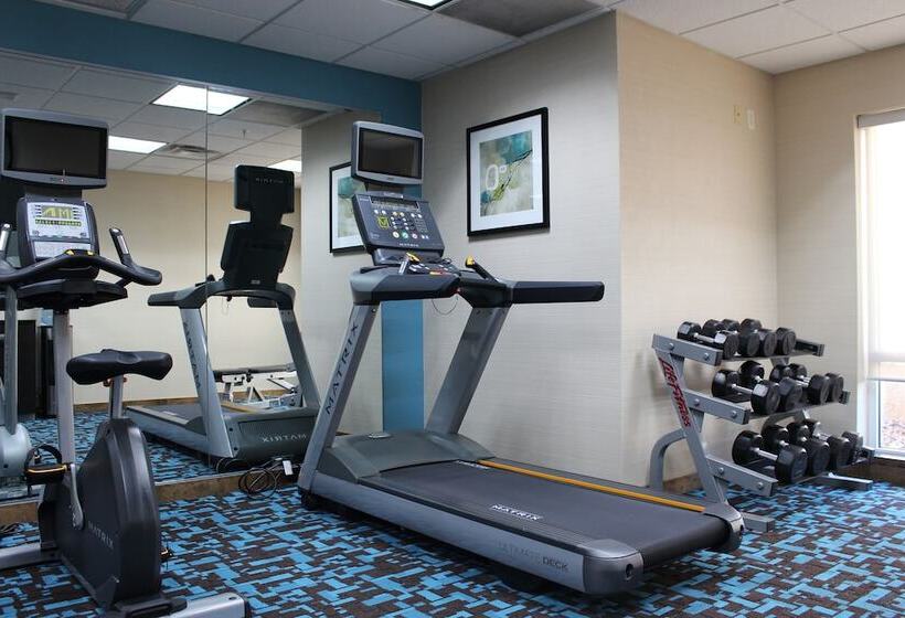 فندق Fairfield Inn & Suites Kansas City Liberty