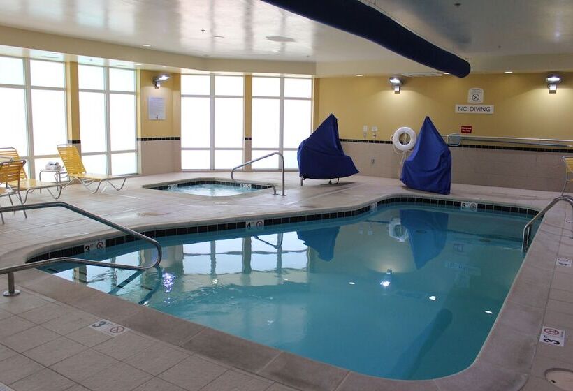 فندق Fairfield Inn & Suites Kansas City Liberty