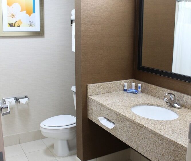 فندق Fairfield Inn & Suites Kansas City Liberty