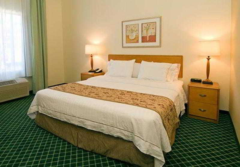 فندق Fairfield Inn & Suites By Marriott San Antonio Airport/north Star Mall