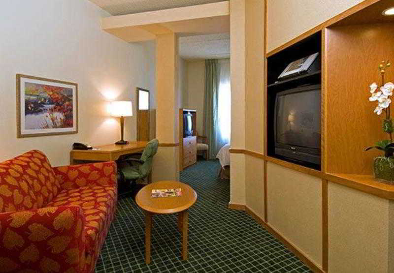 فندق Fairfield Inn & Suites By Marriott San Antonio Airport/north Star Mall
