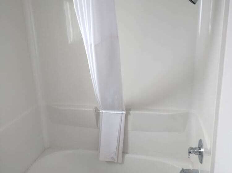 Отель First Interstate Inn