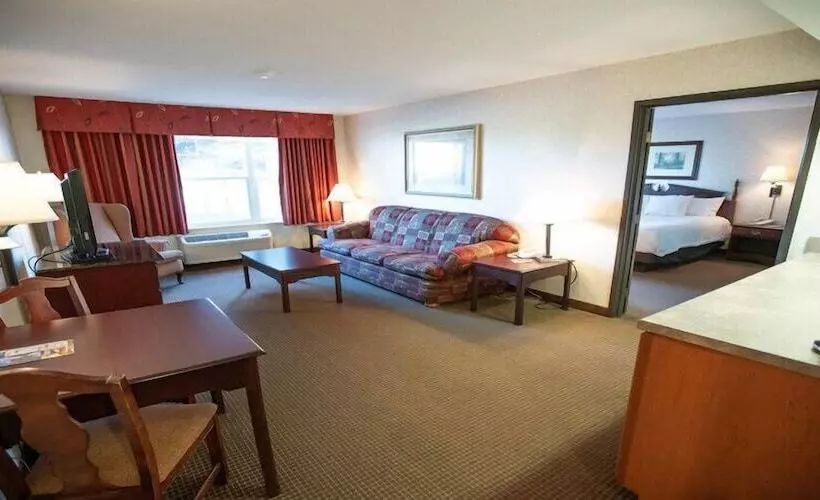 Hotelli Grand Hinckley Inn