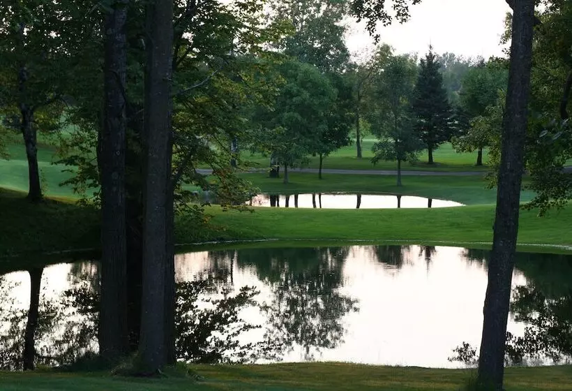 Hotelli Grand Hinckley Inn