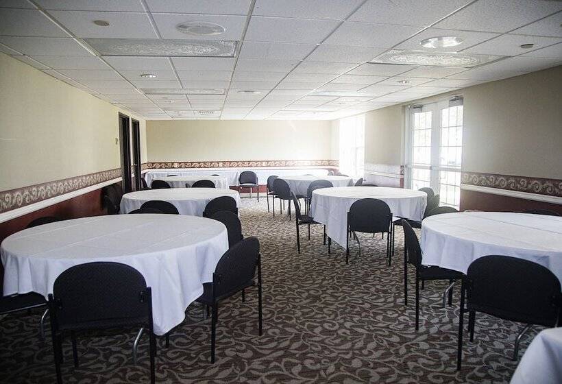 ホテル Grand Hinckley Inn